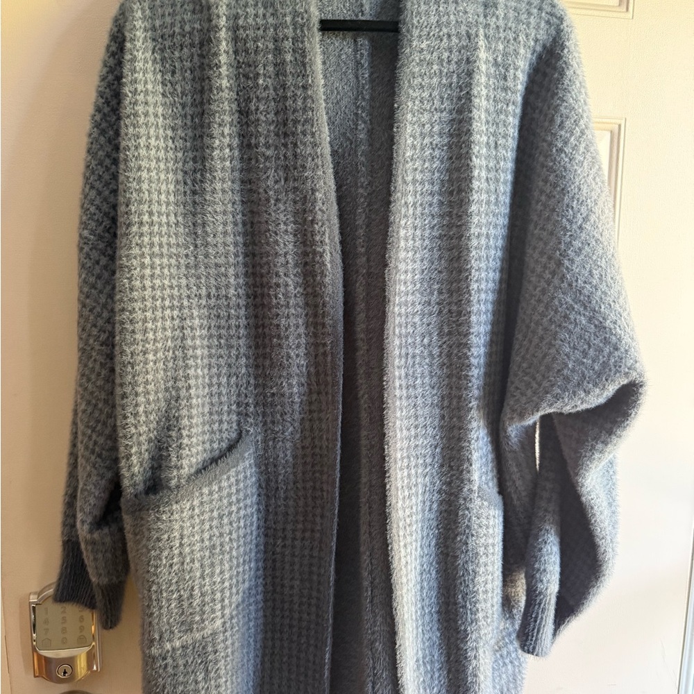 BE COOL Gray Women's Cardigan